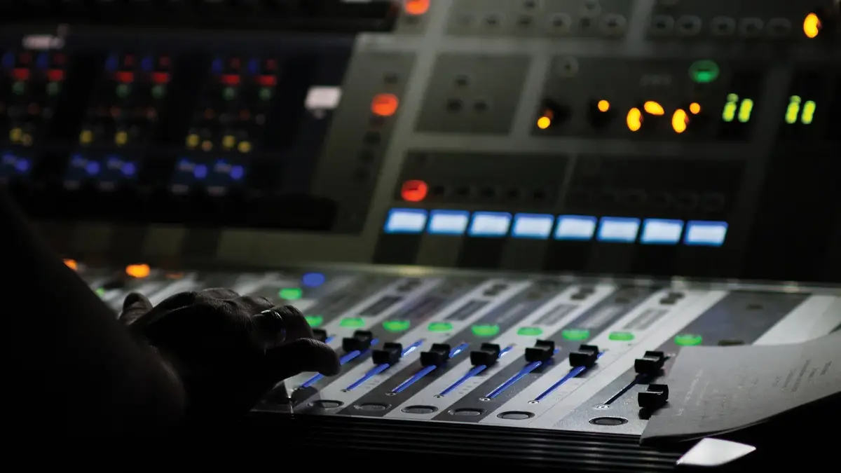 console audio scene